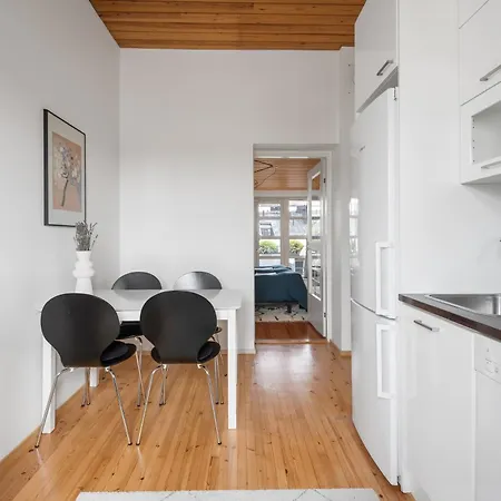 Wehost Penthouse With Sauna And Balcony @meritullinkatu 13 A * Helsinki